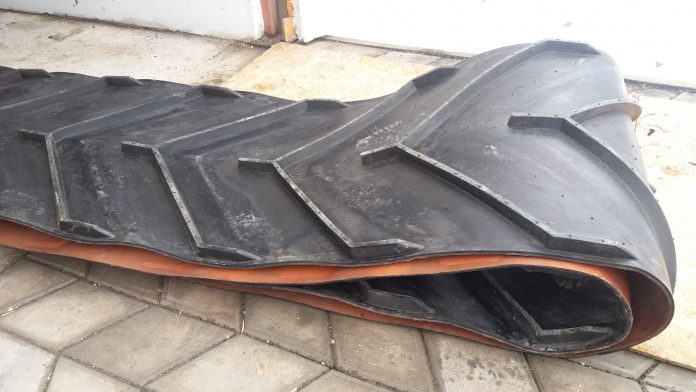 banda transportoare din cauciuc