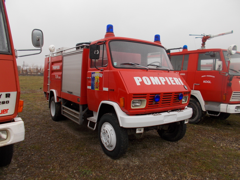 Autospeciala STEYR 590
