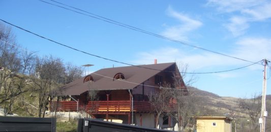 Case din lemn Suceava