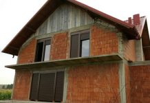 Rulourile exterioare din aluminiu asigură locuinței o importantă oază de răcoare rulouri exterioare suceava