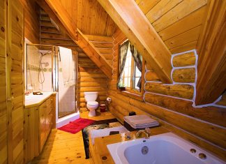Casa de la tara: amenajarea unei bai functionale in casa