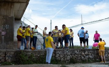 Prima acțiune din cadrul campaniei #CURĂȚĂMRĂDĂUȚIUL, un succes pentru TNL Rădăuți TNL-Radauti-actiune-curatenie-Podul-Vladichii