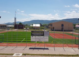 Terenuri de sport cu gazon sintetic artificial de la HATTRICK SPORT afacere cu gazon artificial sintetic