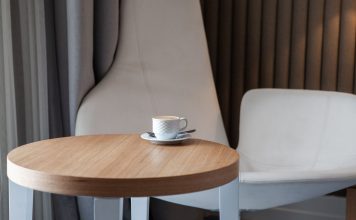 Diverse tipuri de mese pentru diverse utilizări