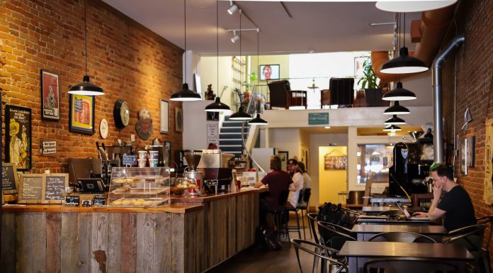 5 accesorii esențiale pentru dotarea unei cafenele 5 accesorii esențiale pentru dotarea unei cafenele