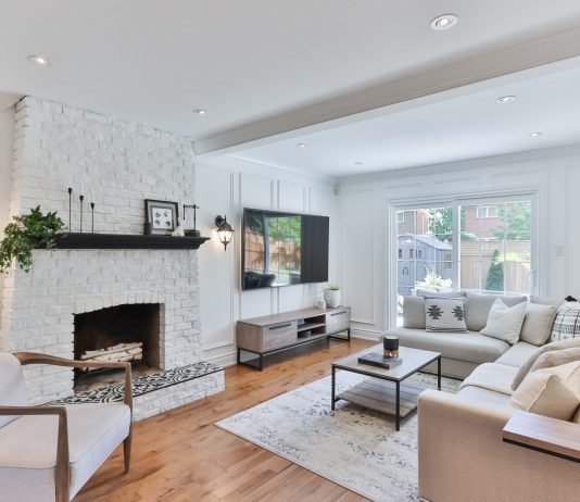Cum să-ți decorezi șemineul: 7 idei cosy Cum să-ți decorezi șemineul: 7 idei cosy