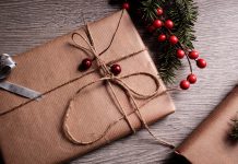 7 idei de cadouri de Crăciun pentru nași