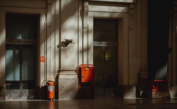 7 metode de prevenire a incendiilor în instituții publice