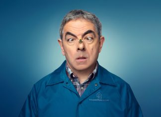 Om vs. albină – mini serial cu Rowan Atkinson, celebrul Mr. Bean Om vs. albină - mini serial cu Rowan Atkinson, celebrul Mr. Bean