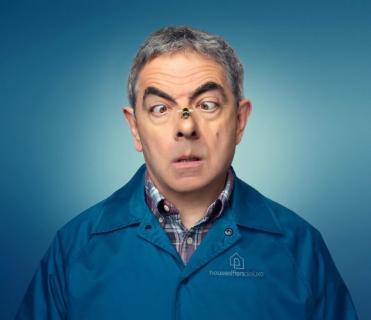 Om vs. albină - mini serial cu Rowan Atkinson, celebrul Mr. Bean