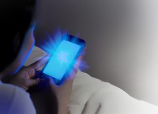 Cum să previi oboseala ochilor cauzată de lumina albastră a ecranelor