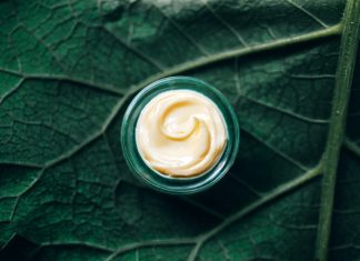 3 motive pentru care să alegi produse cosmetice care conțin ingrediente vegetale