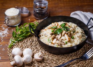 Orez cu ciuperci: Un preparat ușor și gustos pentru o masă sănătoasă