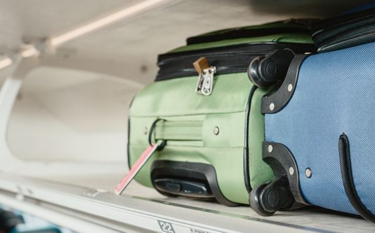 Călătoria cu avionul - Reguli pentru bagajul de mână
