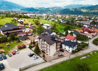 Prezentare complex turistic Constantin Bucovina – nou în Câmpulung Moldovenesc Prezentare complex turistic Constantin Bucovina - nou în Câmpulung Moldovenesc