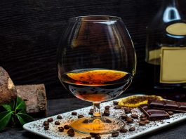 Armonie culinară: sfaturi utile pentru asocierea lichiorului cu mâncarea