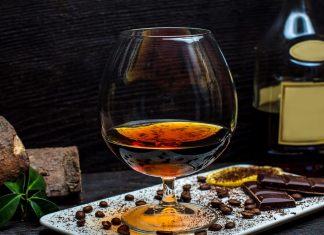 Armonie culinară: sfaturi utile pentru asocierea lichiorului cu mâncarea