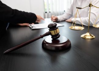 Cum verifici dacă partenerii tăi de afaceri au Procese în Instanţă