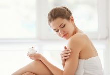 Cum menții sănătatea pielii în timpul iernii. Ce creme antiinflamatorii și suplimente alimentare ar trebui să folosești?