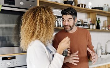 Importanța comunicării în relația de cuplu. Exerciții practice pentru îmbunătățirea ei Importanța comunicării în relația de cuplu. Exerciții practice pentru îmbunătățirea ei