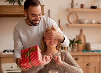 Vrei să fii iubitul perfect? Surprinde-ți partenera prin cele mai frumoase gesturi romantice! Iată cum! Vrei să fii iubitul perfect? Surprinde-ți partenera prin cele mai frumoase gesturi romantice! Iată cum!