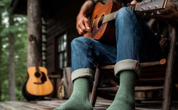 Calitățile esențiale ale șosetelor perfecte: Ghidul complet pentru confortul picioarelor