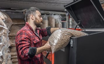 Cazan pe lemne sau pe peleti: Cum faci alegerea potrivita? Cazan pe lemne sau pe peleti: Cum faci alegerea potrivita?