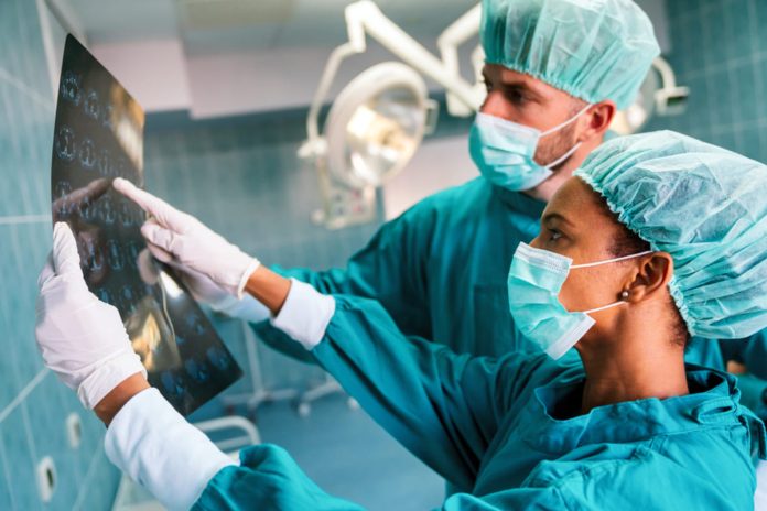 Chirurgia oncologică în clinici private: ce trebuie să știi înainte de a alege
