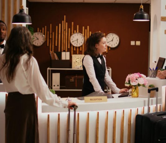 De ce coridoarele și zonele comune influențează experiența într-un hotel De ce coridoarele și zonele comune influențează experiența într-un hotel