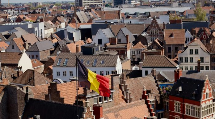 Locuri de muncă în Belgia – ce trebuie să știi înainte de prima plecare?
