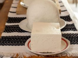 Gusturile Bucovinei: cele mai cunoscute produse tradiţionale Gusturile Bucovinei cele mai cunoscute produse tradiţionale