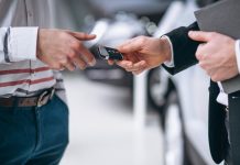Ce faci dacă nu ai banii necesari pentru a recupera mașina de la amanet? Ce faci dacă nu ai banii necesari pentru a recupera mașina de la amanet?