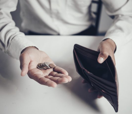 Cum faci rost rapid de bani fără să vinzi definitiv obiectele tale?